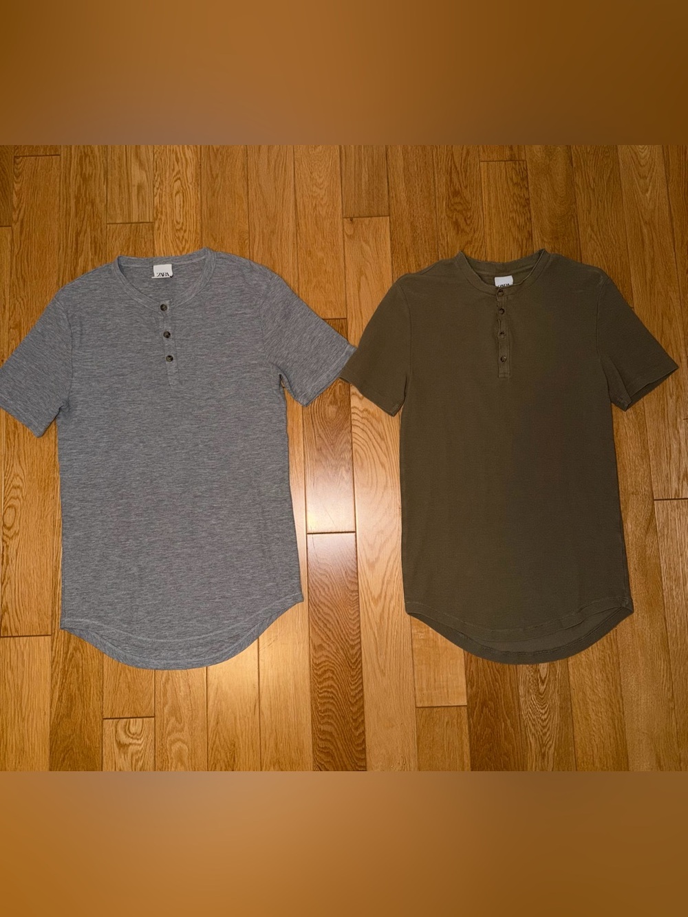 Bundle of 2 Zara Mens Grey and Olive Green Short-Sleeve Tops